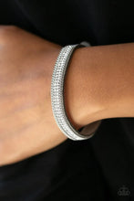 Load image into Gallery viewer, Babe Bling - Silver snap Bracelet A020