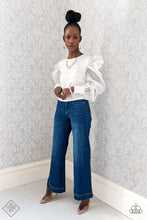 Load image into Gallery viewer, Glimpses of Malibu - Feb 2022 FF E005