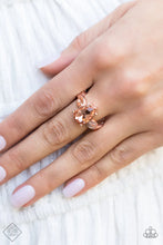 Load image into Gallery viewer, Glimpses of Malibu - April 2022 FF E005