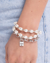Load image into Gallery viewer, LOVE-Locked Legacy - White bracelet E008
