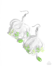 Load image into Gallery viewer, Botanical Bundle - Green earring B001