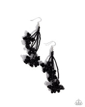 Load image into Gallery viewer, Petaled Precipitation - Black earring A081