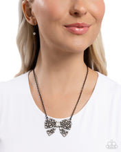 Load image into Gallery viewer, Bewitching Bow - Black necklace C023
