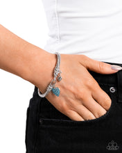 Load image into Gallery viewer, Heart Hour - Blue bracelet C020