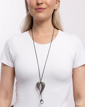 Load image into Gallery viewer, Angelic Attraction - Black necklace E018