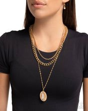 Load image into Gallery viewer, Edgy Empire - Gold necklace 521