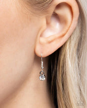 Load image into Gallery viewer, Vertical Vacation - Black Necklace F026