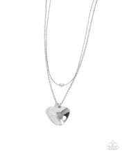 Load image into Gallery viewer, Halting Hearts - Silver necklace E035