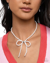 Load image into Gallery viewer, High-Class Hype - White necklace E015