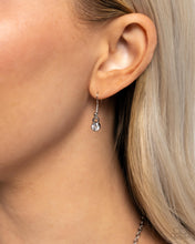 Load image into Gallery viewer, Papillon Pizzazz - Multi necklace E035