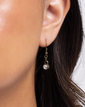 Load image into Gallery viewer, Scintillating Shield - Brass necklace E068