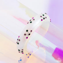 Load image into Gallery viewer, Captivating Color - Purple bracelet D050