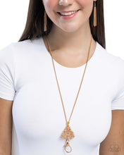 Load image into Gallery viewer, Decorating the Tree - Multi lanyard C022