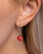 Load image into Gallery viewer, Lace Maker - Red necklace E033