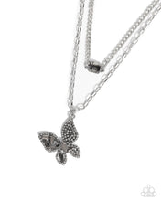 Load image into Gallery viewer, Hovering Headline - Silver necklace C017