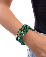 Load image into Gallery viewer, Worldwide Tour - Green coil bracelet D070