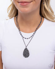 Load image into Gallery viewer, Druzy Delight - Black necklace E050/51