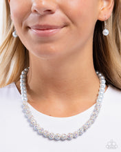 Load image into Gallery viewer, Beautiful Boutique - Blue necklace C022