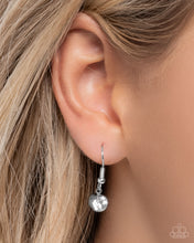 Load image into Gallery viewer, Blooming Bravado - Purple necklace A082