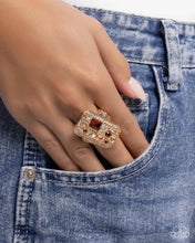 Load image into Gallery viewer, Princess Pattern - Brown ring D010