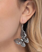 Load image into Gallery viewer, Fresh Flutter - White earring G004