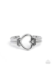 Load image into Gallery viewer, Heart Horizon - Silver bracelet 6/3 preorder