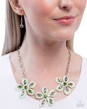 Load image into Gallery viewer, Prismatic Prestige - Green necklace E069