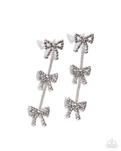 Load image into Gallery viewer, Coquette Course - Silver earring F032