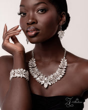 Load image into Gallery viewer, Composed Charm - White 2025 ZI bracelet E012