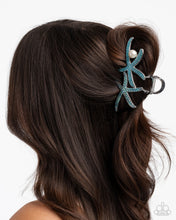 Load image into Gallery viewer, Stunning Starfish - Blue claw hair clip A071