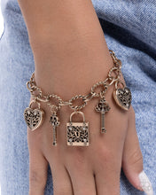 Load image into Gallery viewer, Flirty Filigree - Gold bracelet 1606