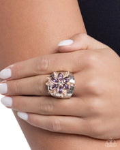 Load image into Gallery viewer, Floral Fermata - Purple ring E017