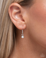 Load image into Gallery viewer, Snowflake Story - Blue necklace 11/24 preorder