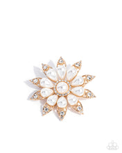 Load image into Gallery viewer, Timeless Tribute - Gold Brooch B046