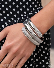 Load image into Gallery viewer, Fiercely 5th Avenue Fashion Fix SET August 2025 E088