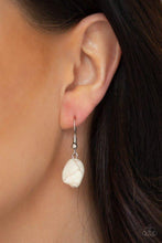 Load image into Gallery viewer, Stunningly Stone Age - white necklace 900