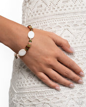 Load image into Gallery viewer, $16 SET: Coastal Cheerleader - Green Necklace + bracelet C002