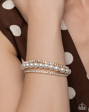 Load image into Gallery viewer, Delicate Debut - gold bracelet Jan 2026 LOP B034