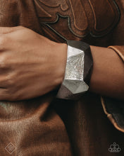 Load image into Gallery viewer, Magnificent Musings FASHION FIX SET JAN 2025 E032