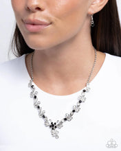 Load image into Gallery viewer, Refreshing Refinement - Black NECKLACE G107
