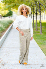 Load image into Gallery viewer, Glimpses of Malibu - Nov 2022 FF E002