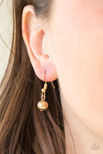 Load image into Gallery viewer, High-Stakes FAME - Gold necklace 1889