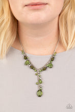Load image into Gallery viewer, Crystal Couture - Green necklace B055