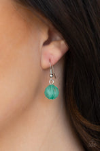 Load image into Gallery viewer, Treasure Shore - green necklace 711