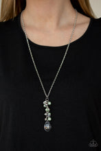 Load image into Gallery viewer, Teardrop Serenity - Green necklace 821