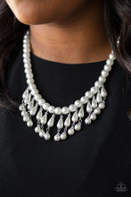 Load image into Gallery viewer, Miss Majestic - White necklace 945