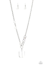 Load image into Gallery viewer, Never a Dull Moment - White necklace 560