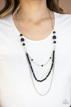 Load image into Gallery viewer, Very Vintage - Black necklace 1677