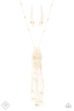 Load image into Gallery viewer, Macrame Majesty - white necklace 1604