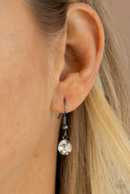 Load image into Gallery viewer, Flaunt Your Fringe - Black necklace 2082